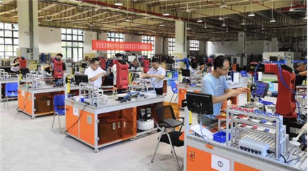 打造智能制造職教強軍 賦能工業機器人專業發展